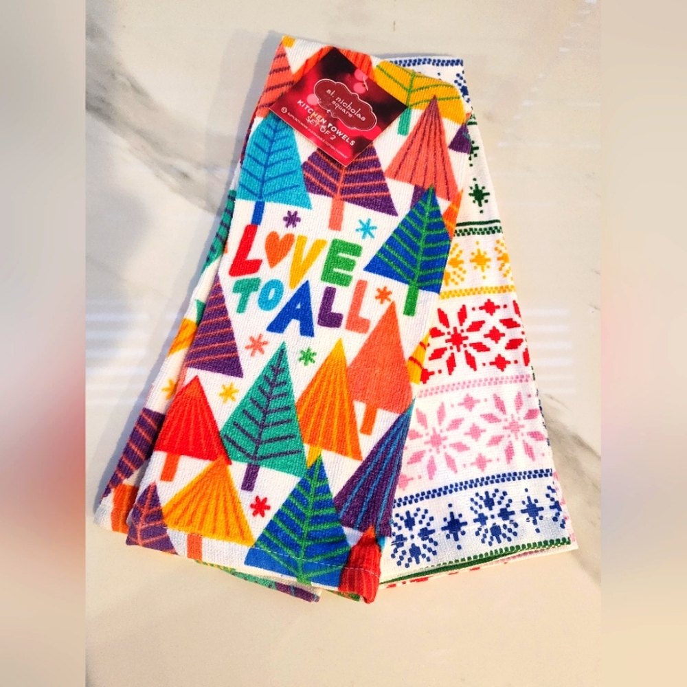 St. Nicholas Square Love to All Holiday Kitchen Towel **Last Chance** - Picture 1 of 3